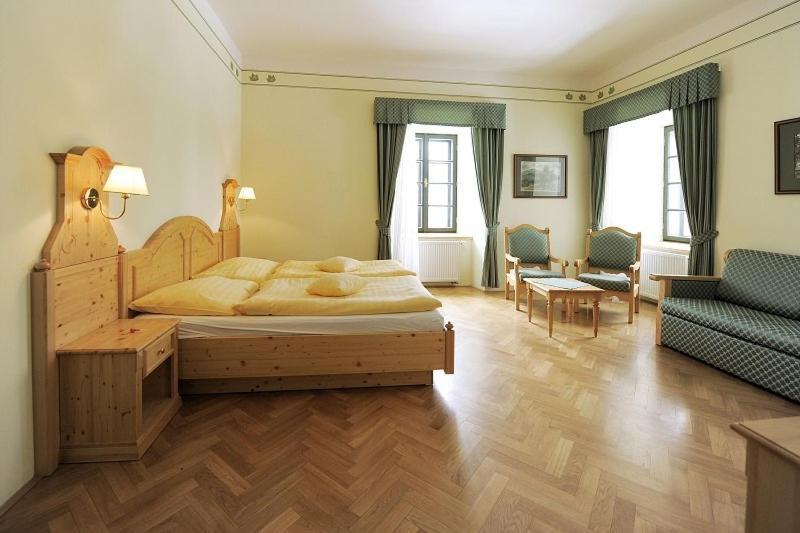Hotel Svaty Tomas Přední Výtoň Εξωτερικό φωτογραφία