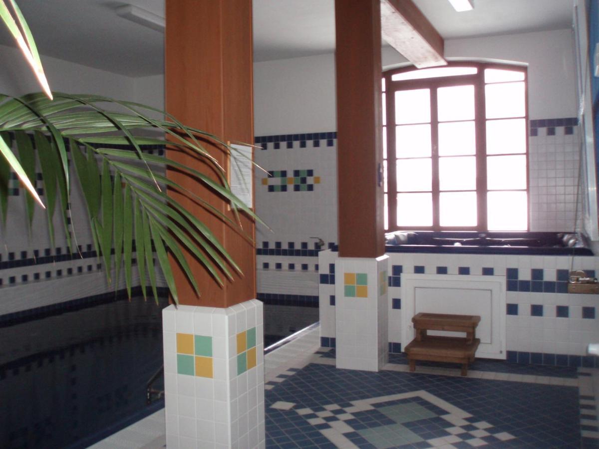 Hotel Svaty Tomas Přední Výtoň Εξωτερικό φωτογραφία