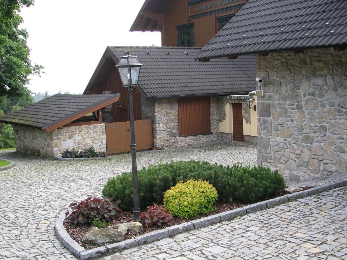 Hotel Svaty Tomas Přední Výtoň Εξωτερικό φωτογραφία