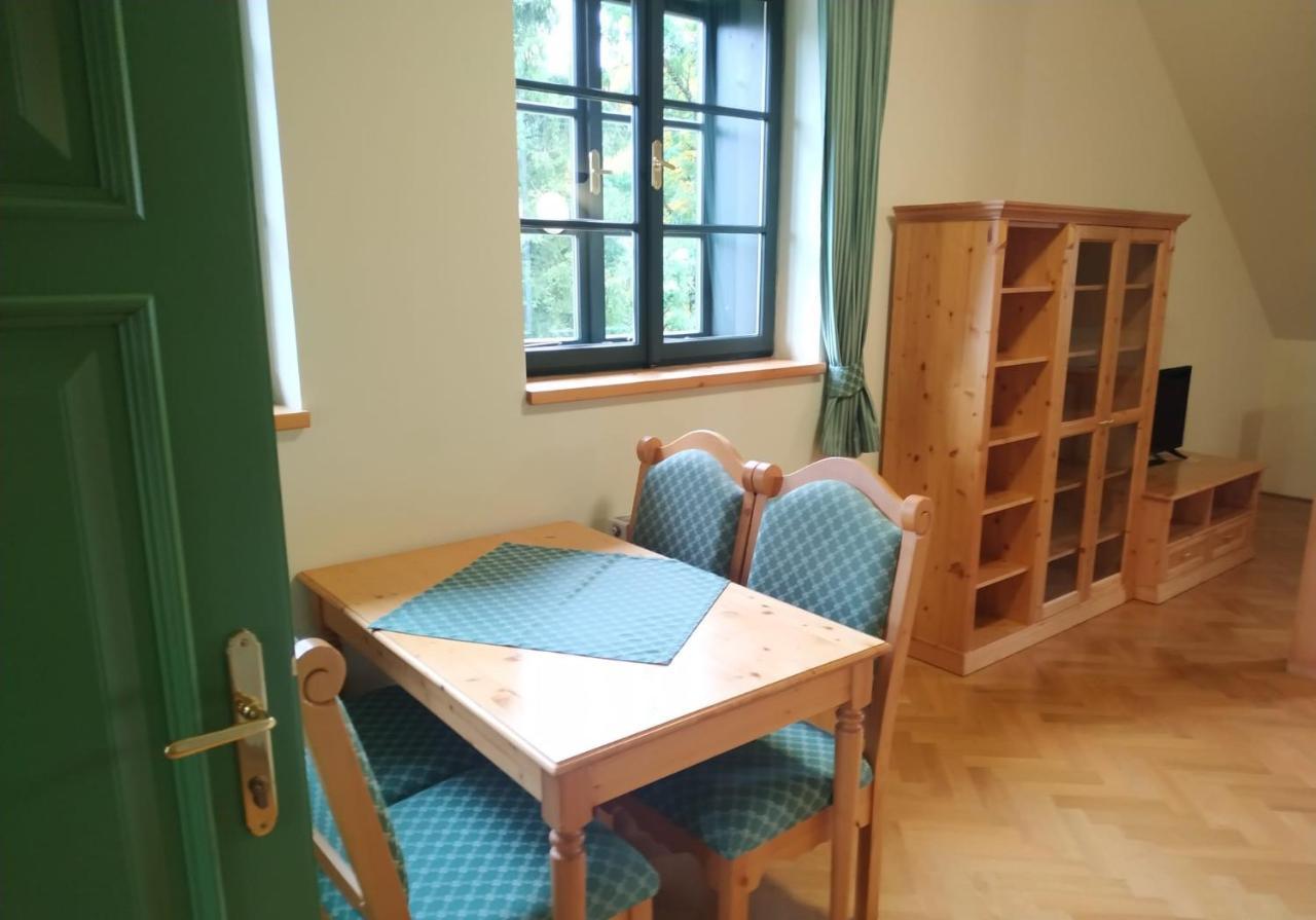 Hotel Svaty Tomas Přední Výtoň Εξωτερικό φωτογραφία