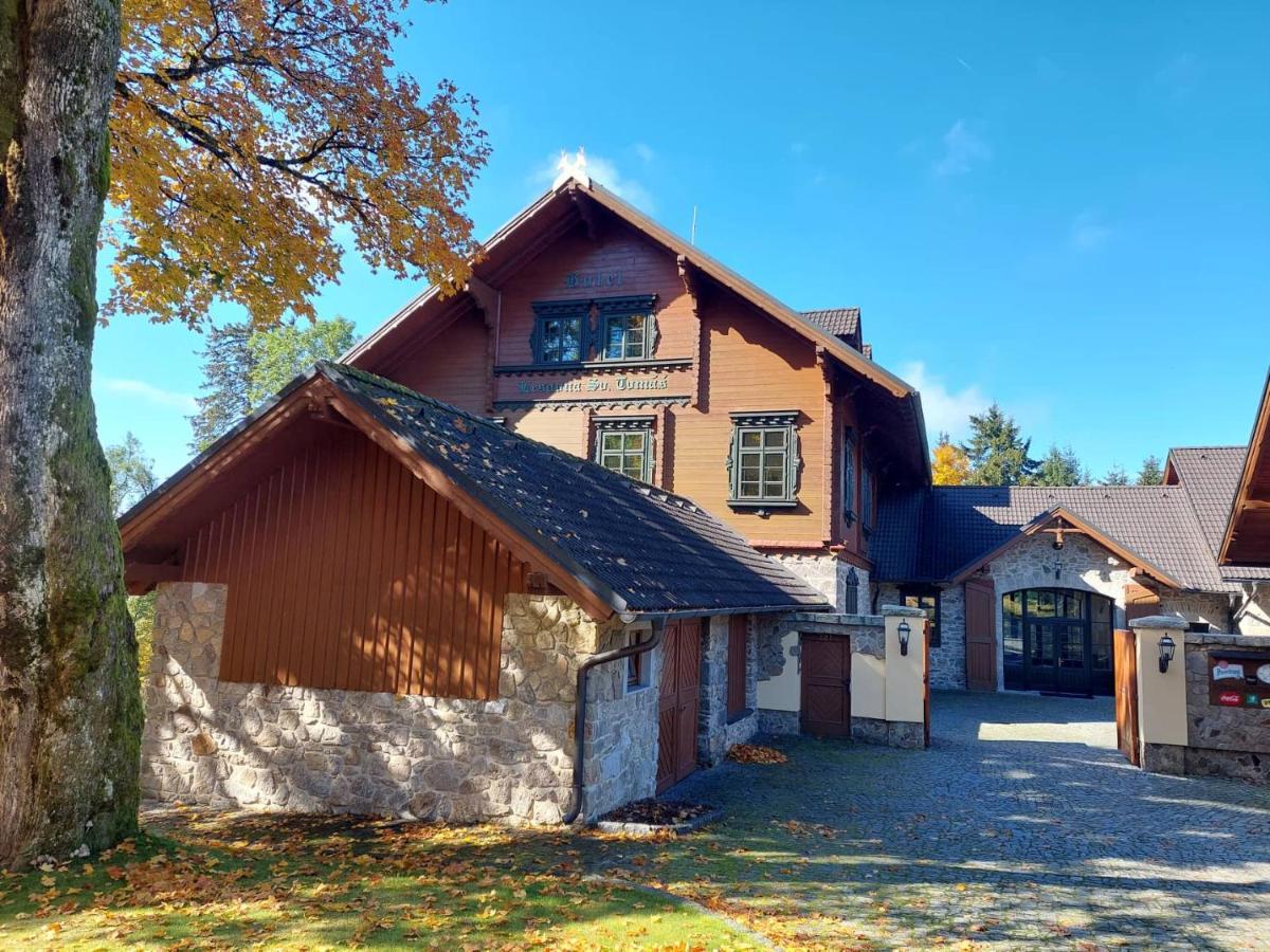 Hotel Svaty Tomas Přední Výtoň Εξωτερικό φωτογραφία